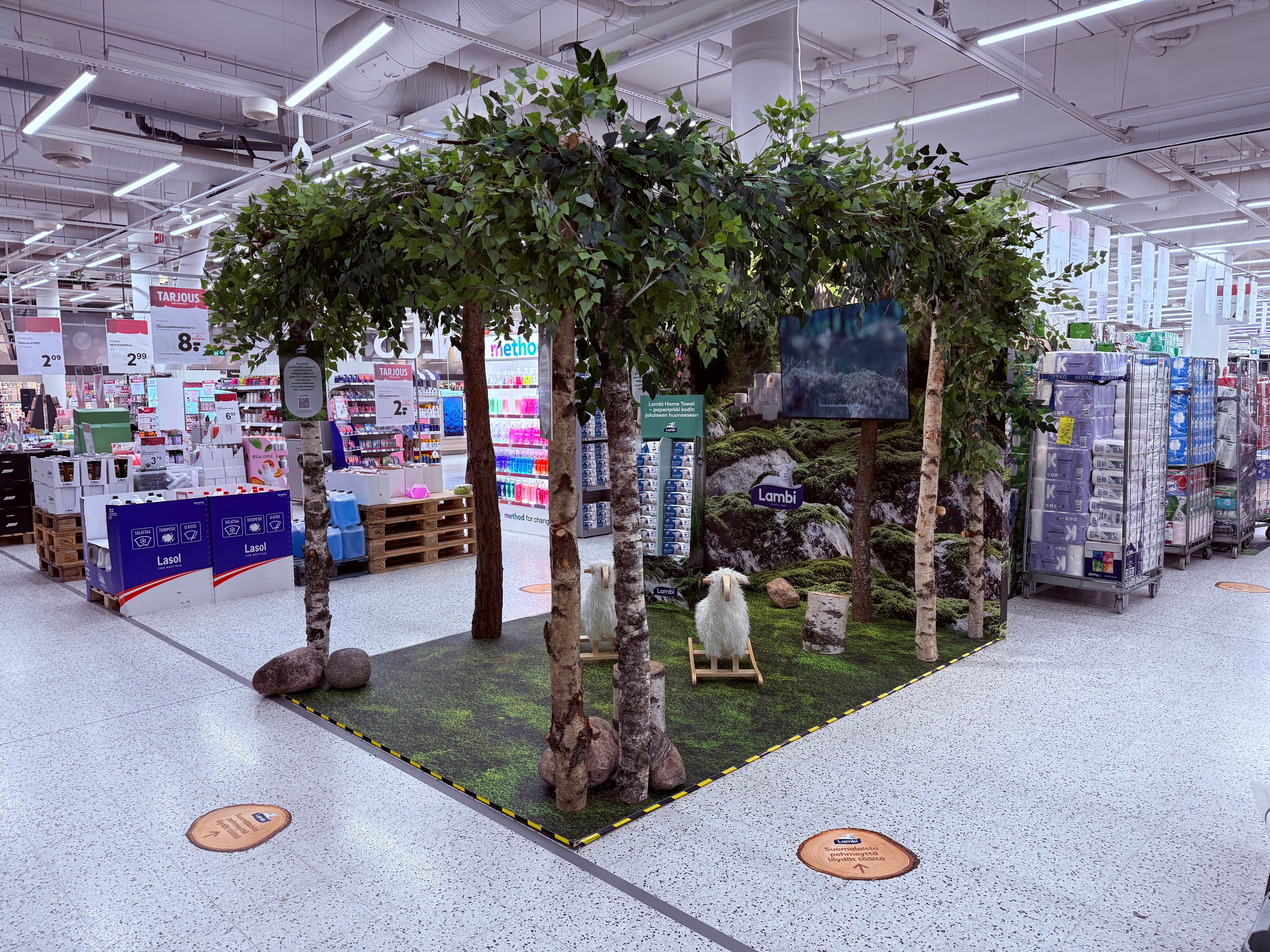 WaveCrest-Retail-marketing-Lambi-Shop-in-Shop-20
