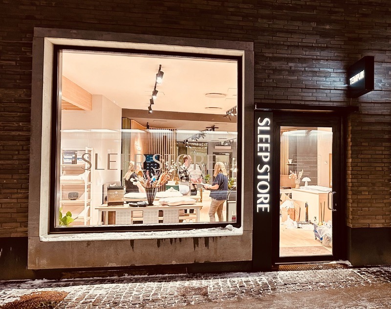 WaveCrest-Tempur-store-4-1-1