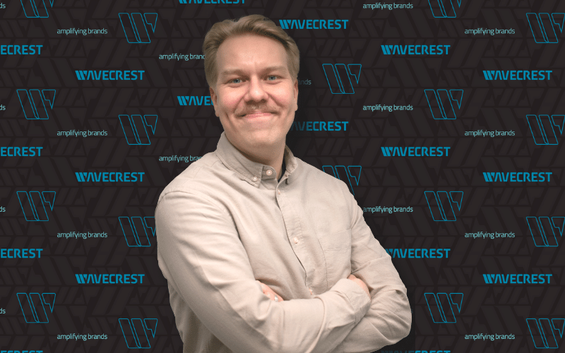 Asiakastyö houkutteli Juho Hakolan WaveCrestille projektipäälliköksi
